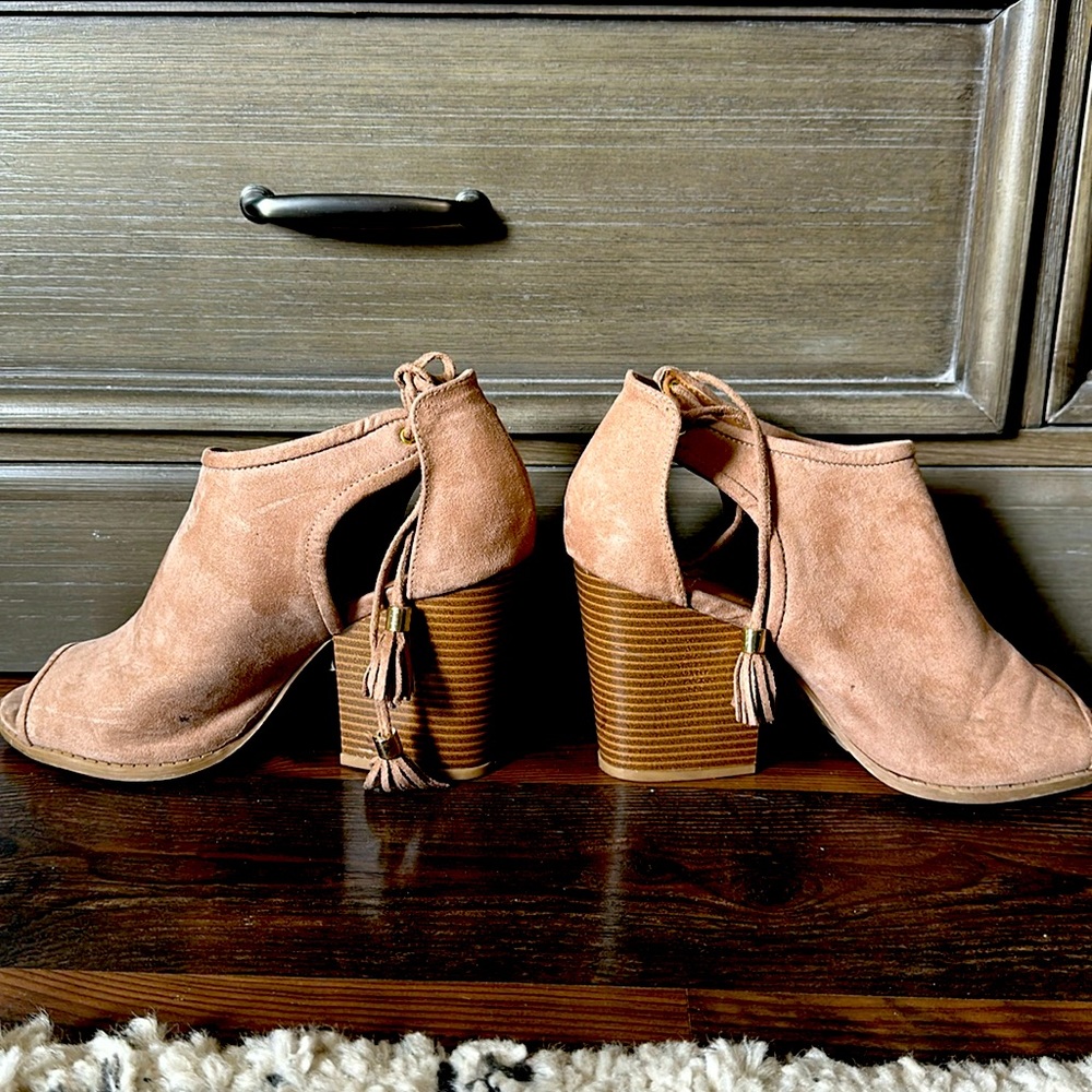 Open two heels